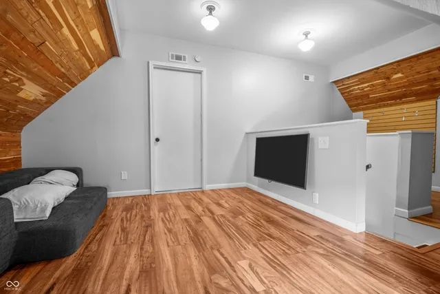 $925,000 | 545 Fletcher Avenue, Indianapolis, IN 46203