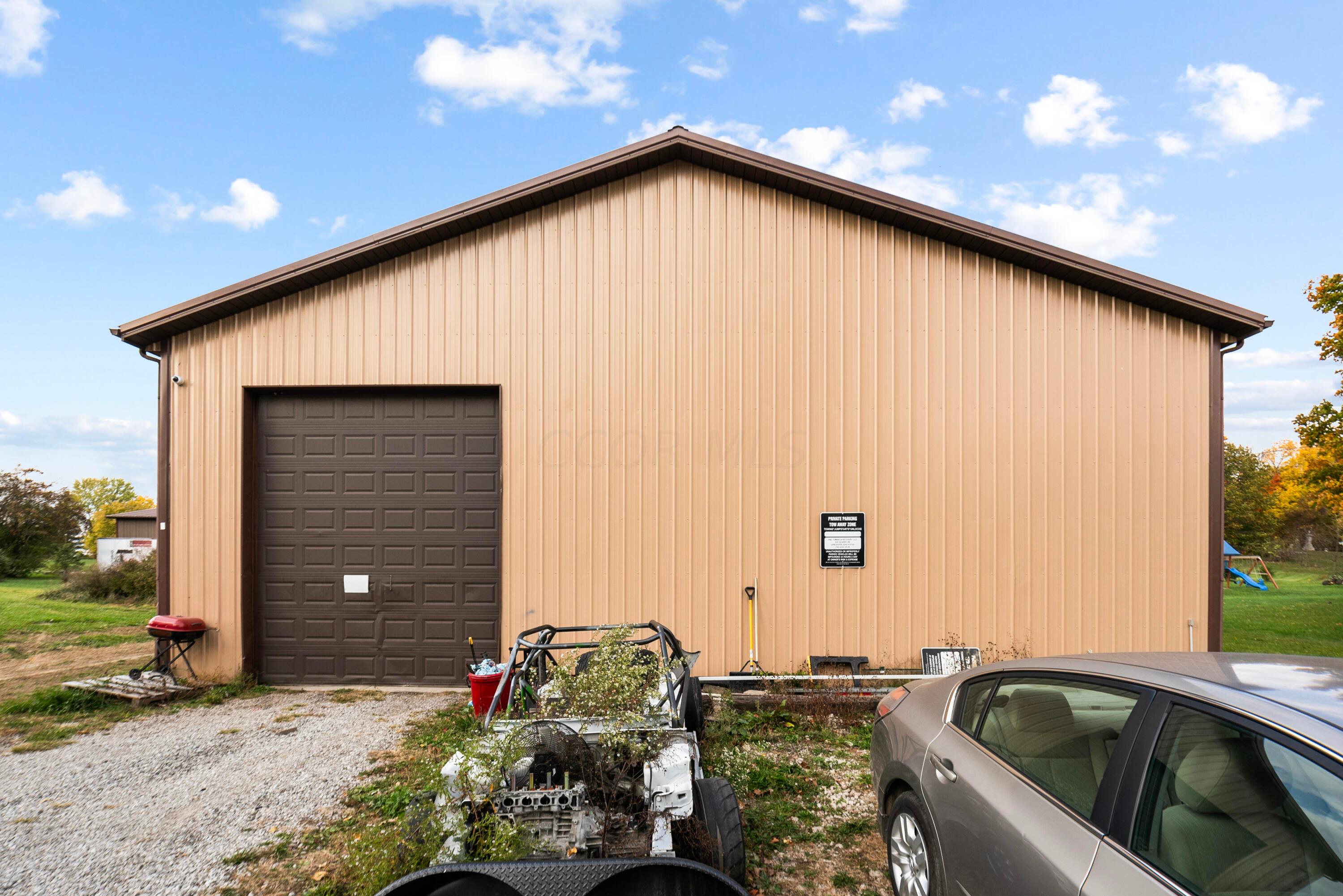 8538 Royalton Road Southwest Lancaster, OH 43130 - Photo 40 of 50 Garage