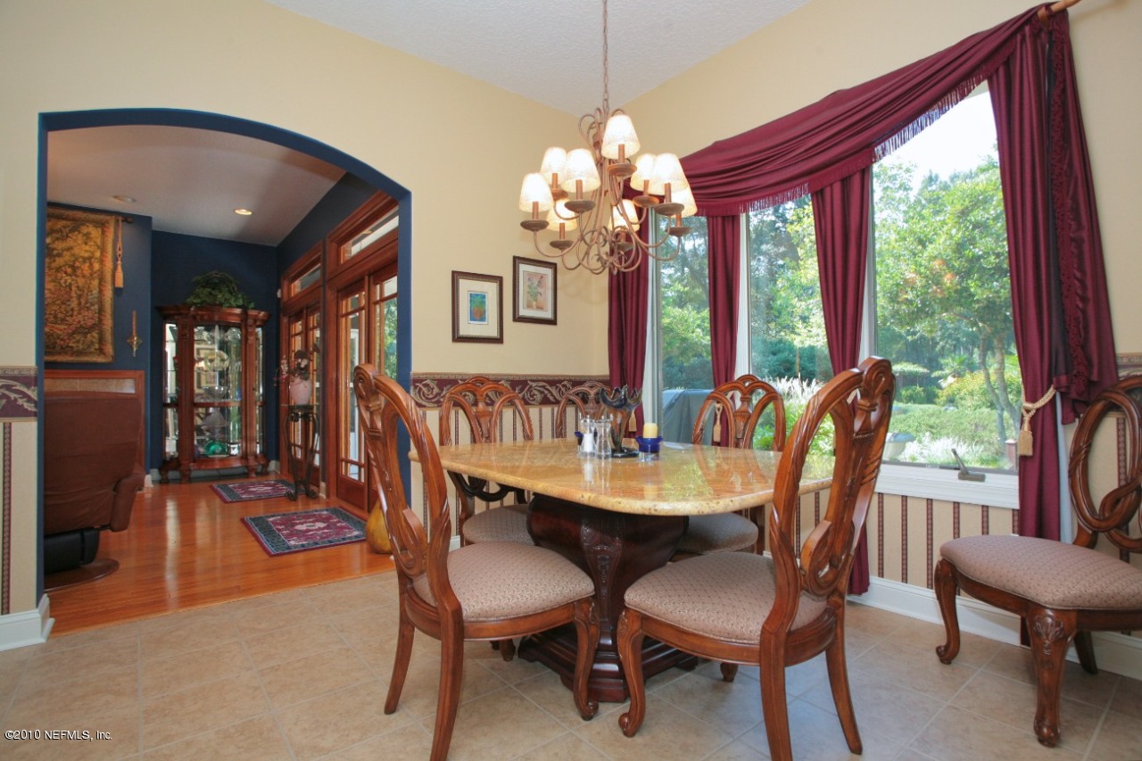 13900 Webb Road Jacksonville, FL 32218 - Photo 9 of 28 Dining Room