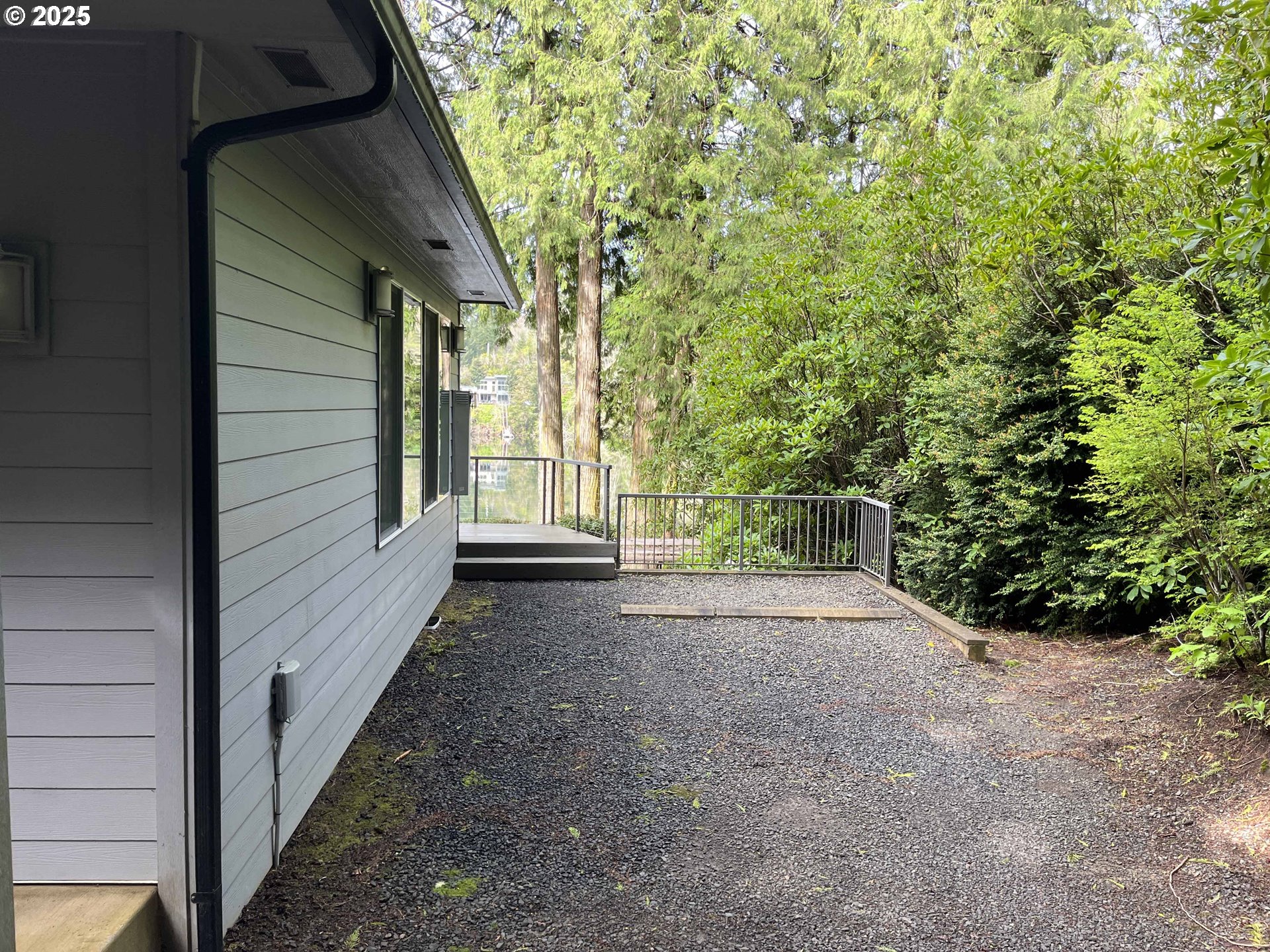 88988 Dahlin Road Florence, OR 97439 - Photo 12 of 42 Gallery Image 12