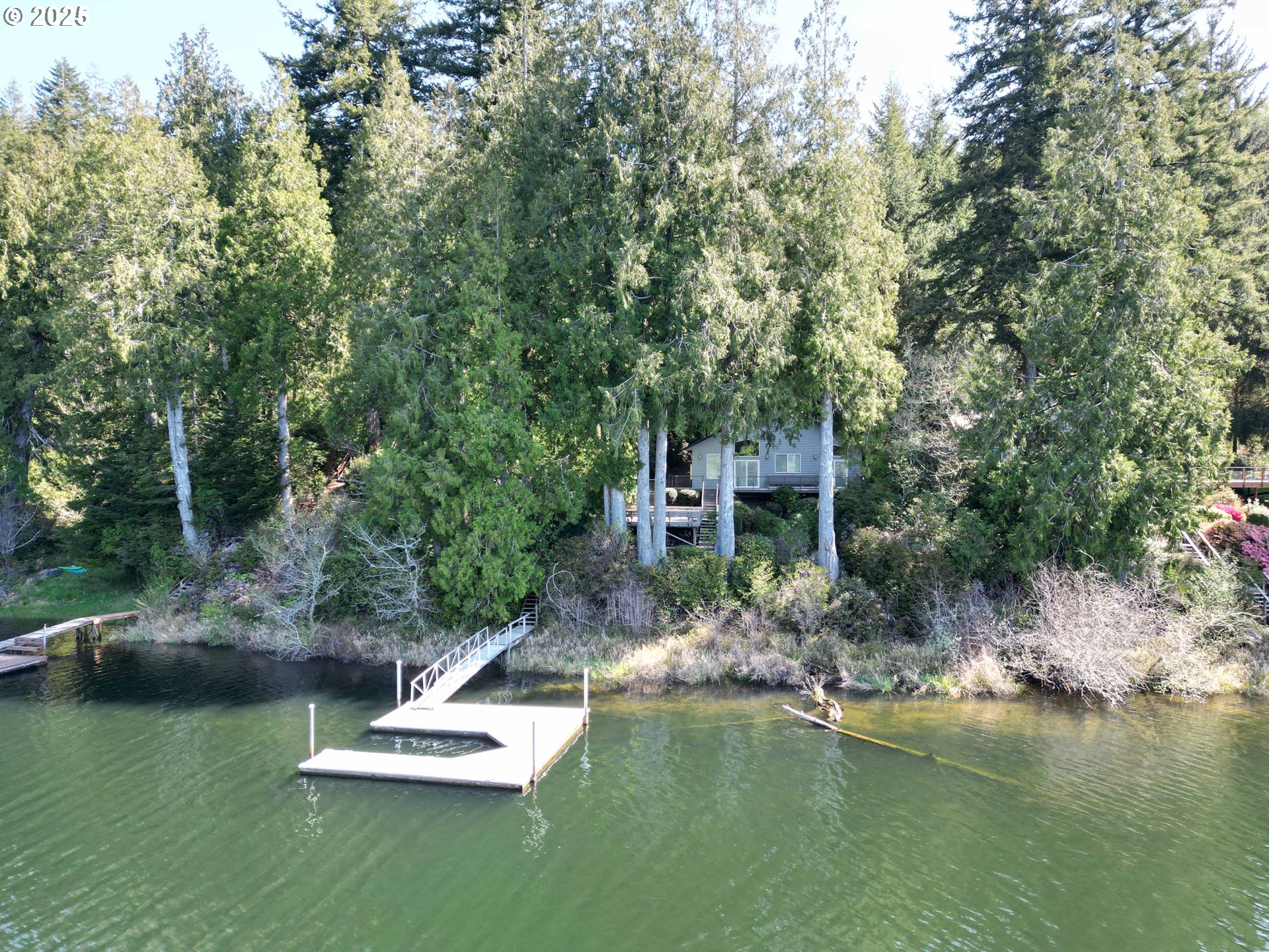 88988 Dahlin Road Florence, OR 97439 - Photo 2 of 42 Gallery Image 2