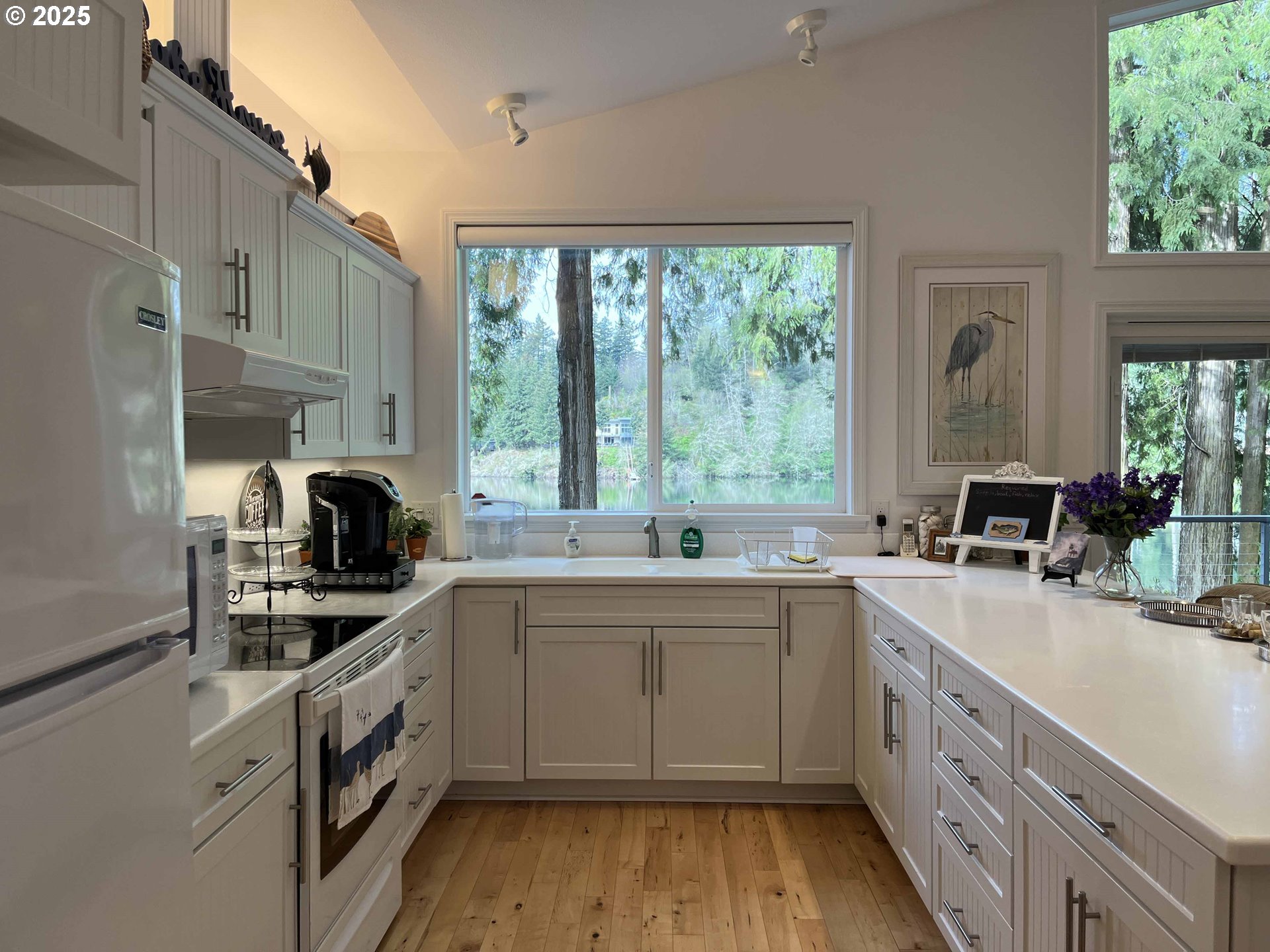 88988 Dahlin Road Florence, OR 97439 - Photo 22 of 42 Gallery Image 22