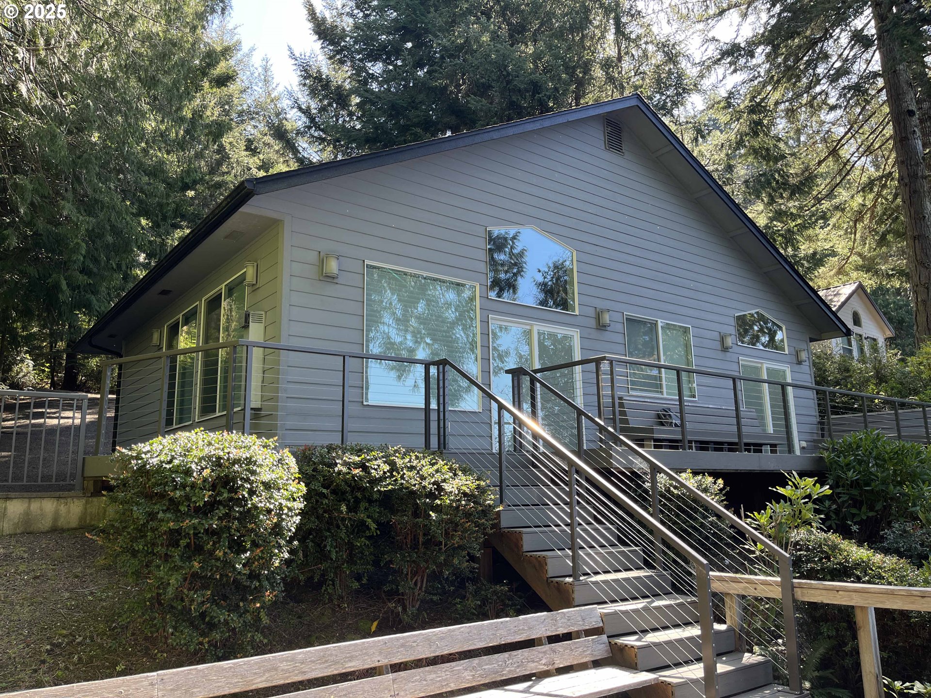 88988 Dahlin Road Florence, OR 97439 - Photo 7 of 42 Gallery Image 7