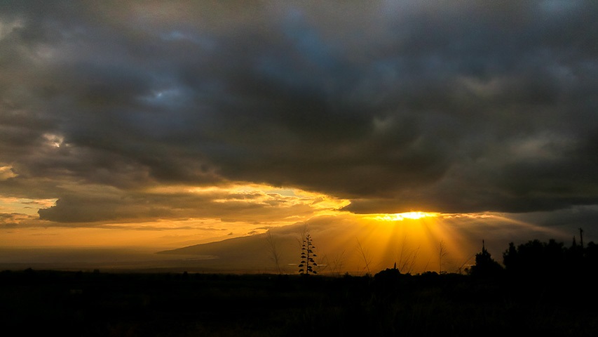 3 Piliwale Road Kula, HI 96790 - Photo 30 of 30 a view of an ocean from a floor