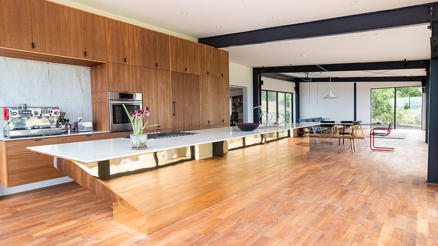 3 Piliwale Road Kula, HI 96790 - Photo 7 of 30 a living room with furniture pool table and a large window
