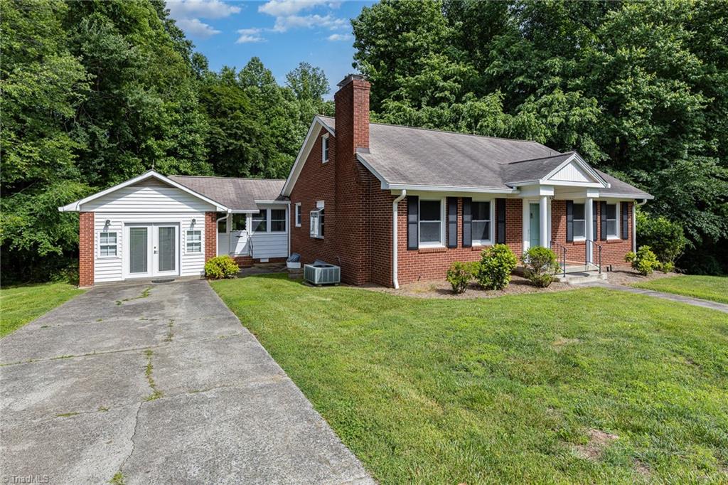 2080 Welfare Road Winston-Salem, NC 27127 - Photo 3 of 38 Gallery Image 3