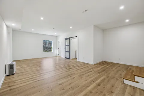 $400,000 | 133 Guices Creek Road, Cumberland City, TN 37050