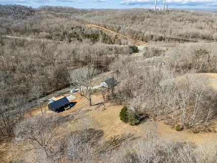 $400,000 | 133 Guices Creek Road, Cumberland City, TN 37050