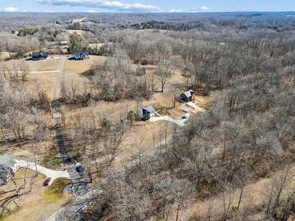 $400,000 | 133 Guices Creek Road, Cumberland City, TN 37050