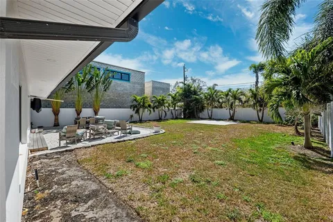 $620,000 | 735 Snell Isle Boulevard Northeast, St. Petersburg, FL 33704