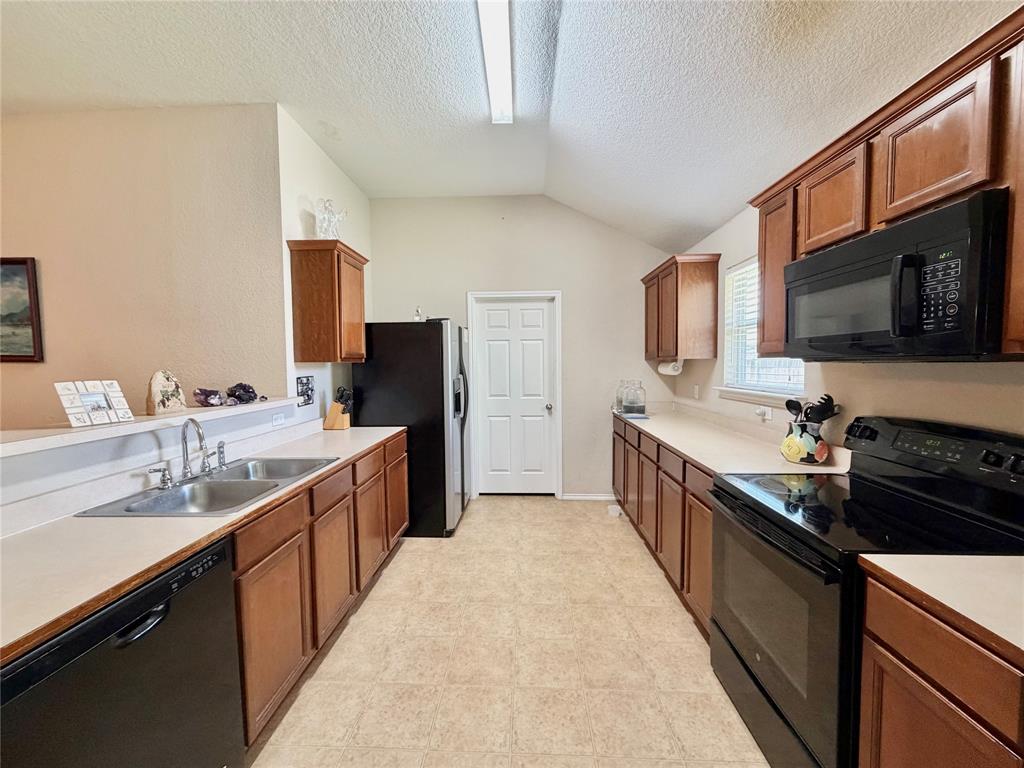 2005 Sabine Drive Waco, TX 76708 - Photo 5 of 22