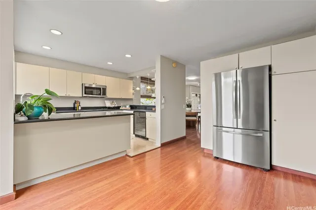 $998,000 | 123 A Maunalua Avenue, Unit 15, Honolulu, HI 96821