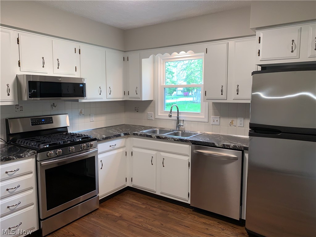 3855 Greentree Road Stow, OH 44224 - Photo 10 of 27 Gallery Image 10