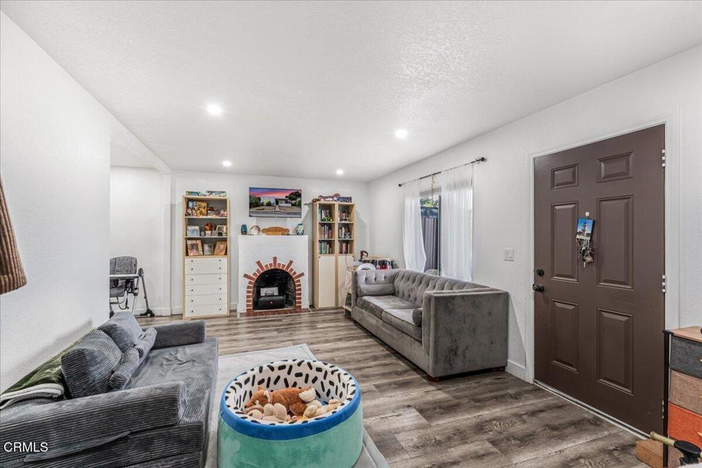 1155 Richmond Road Santa Paula, CA 93060 - Photo 5 of 61