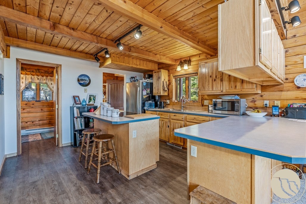 8 Twin Springs Road Nye, MT 59061 - Photo 16 of 40 Gallery Image 16
