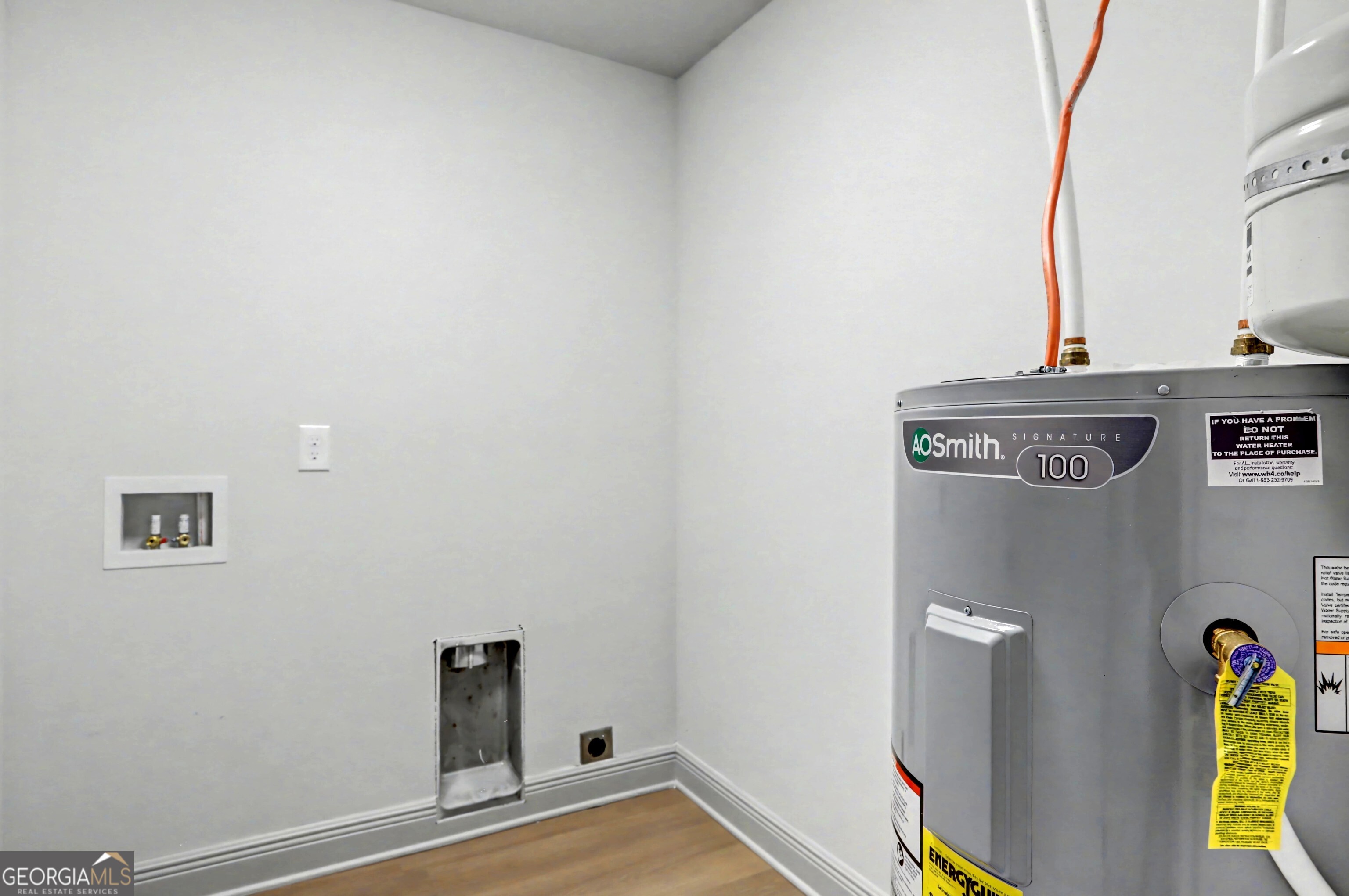 411 Loblolly Ridge Locust Grove, GA 30248 - Photo 26 of 43 a view of utility room