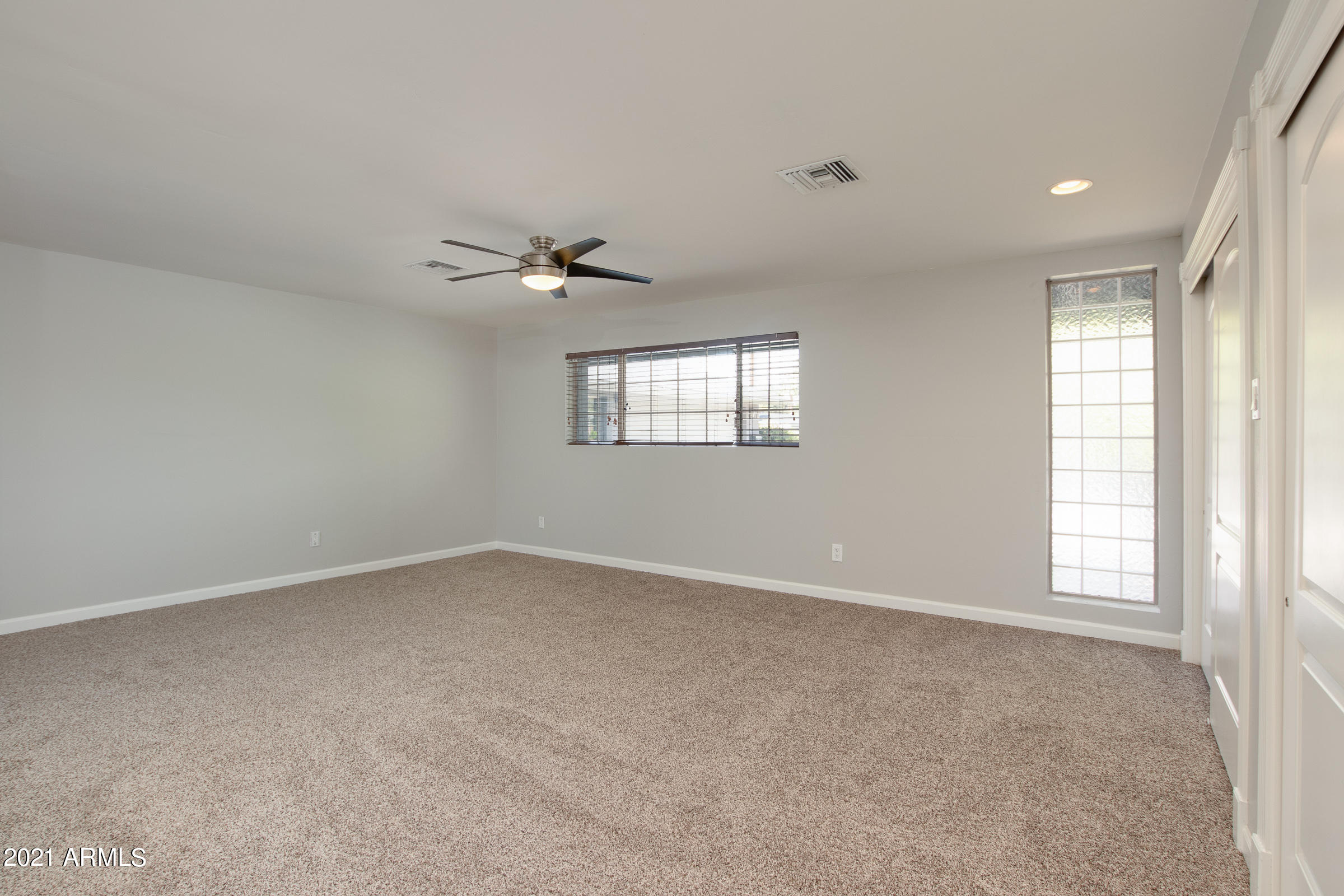4437 East Osborn Road Phoenix, AZ 85018 - Photo 29 of 69 4437 E Osborn Rd-66