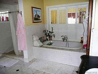 950 Shirley Road Birmingham, MI 48009 - Photo 18 of 20 Master Bath