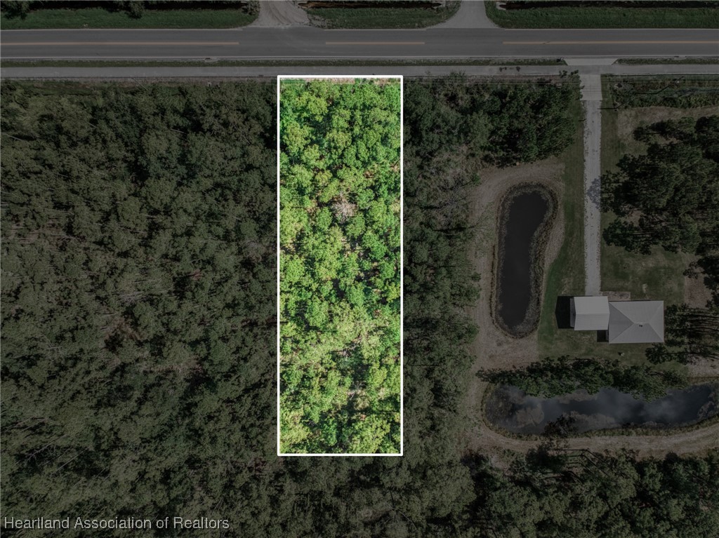 2483 Hammock Road Sebring, FL 33875 - Photo 3 of 19 Gallery Image 3
