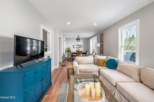 $295,000 | 866 Thompson Street, Schenectady, NY 12306