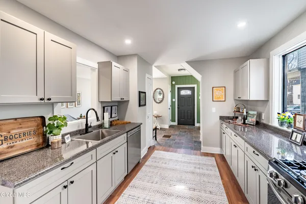 $295,000 | 866 Thompson Street, Schenectady, NY 12306