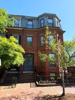 $2,395,000 | 407 A Broadway, Cambridge, MA 02138