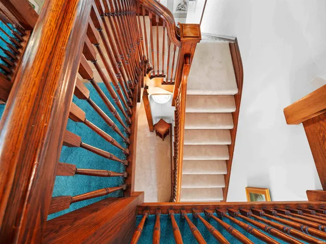 $384,900 | 2402 Broadway, Fort Wayne, IN 46807