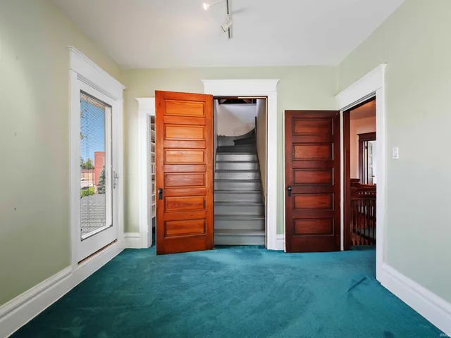 $384,900 | 2402 Broadway, Fort Wayne, IN 46807