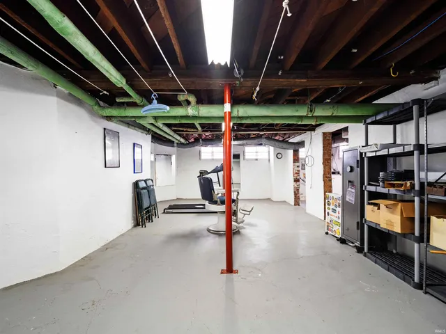 $384,900 | 2402 Broadway, Fort Wayne, IN 46807