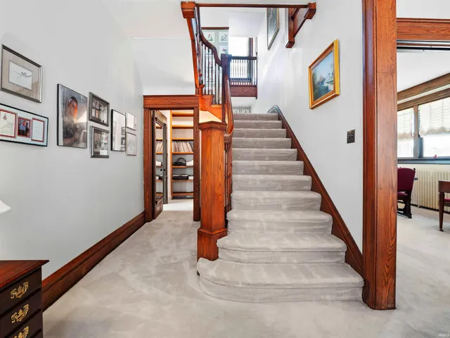 $384,900 | 2402 Broadway, Fort Wayne, IN 46807