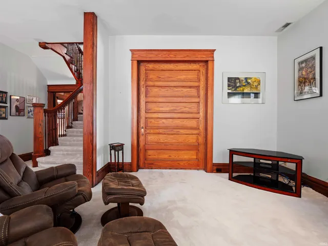 $384,900 | 2402 Broadway, Fort Wayne, IN 46807