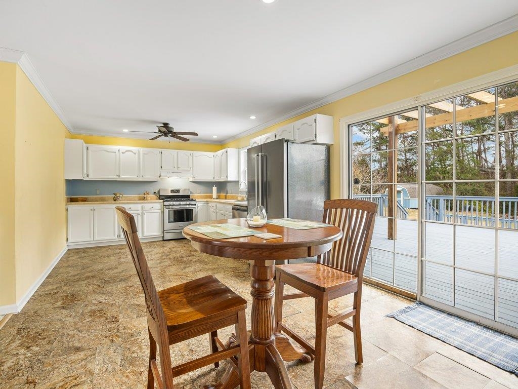 103 Clarice Circle Landrum, SC 29356 - Photo 9 of 29