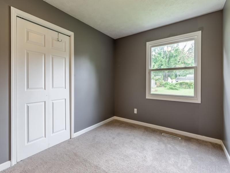 3013 Tremont Road Evansville, IN 47710 - Photo 20 of 29 Gallery Image 20