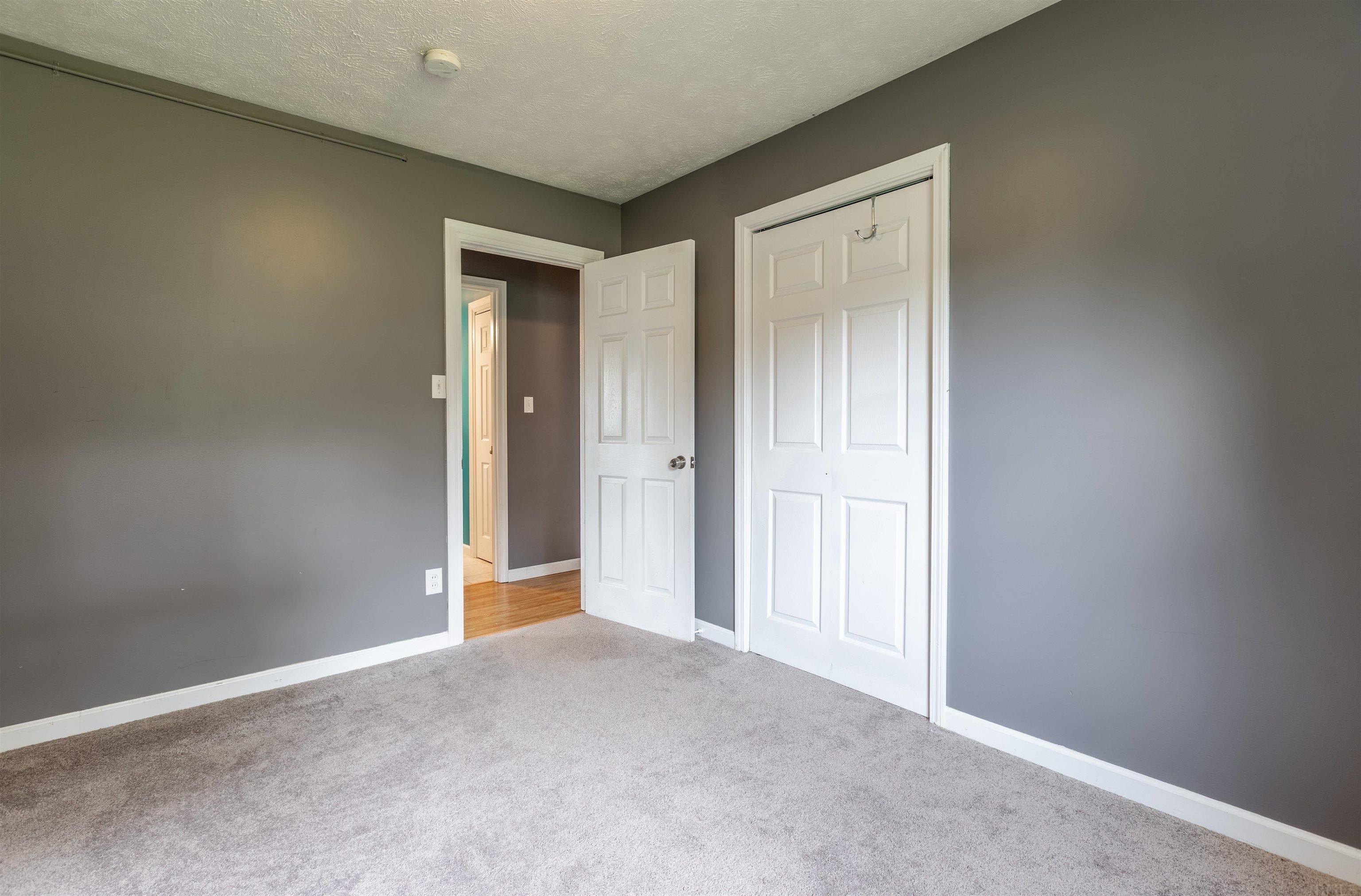 3013 Tremont Road Evansville, IN 47710 - Photo 21 of 29 Gallery Image 21