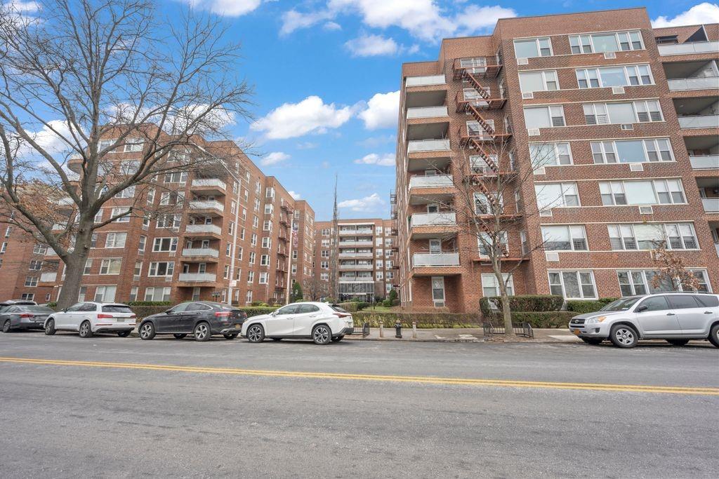 9201 Shore Road, Unit A505 Brooklyn, NY 11209 - Photo 27 of 32