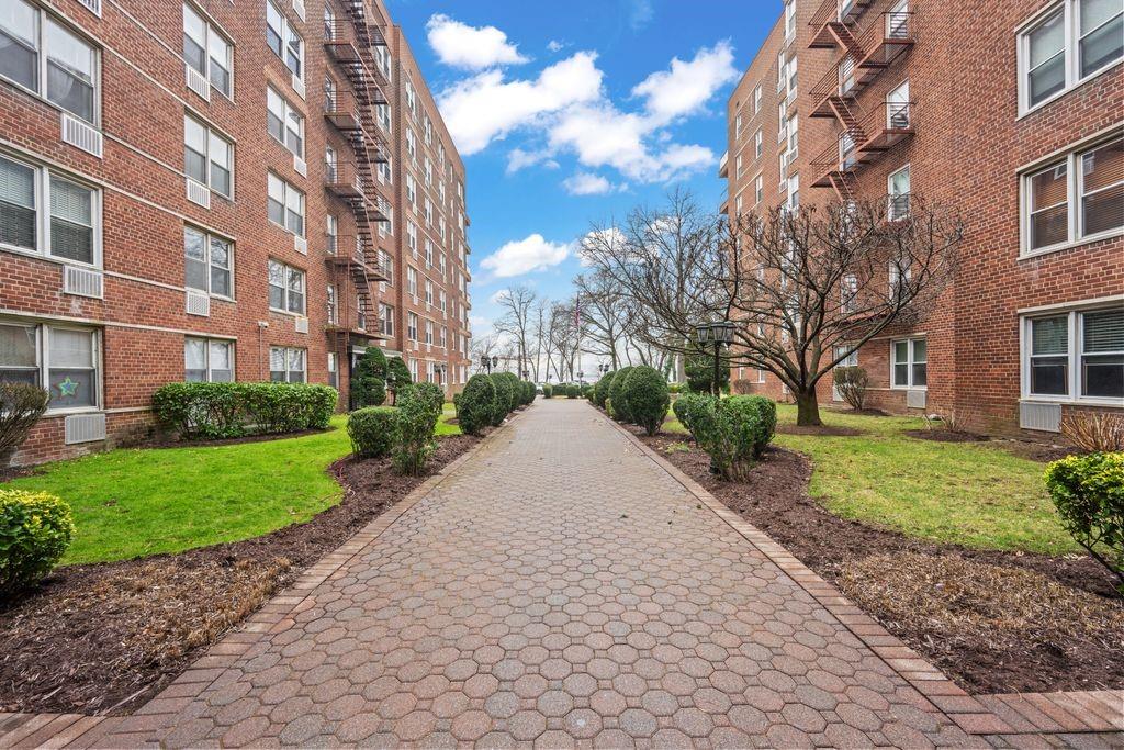 9201 Shore Road, Unit A505 Brooklyn, NY 11209 - Photo 28 of 32