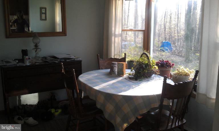 9026 Chestnut Grove Road Frederick, MD 21701 - Photo 7 of 25 Dining Room