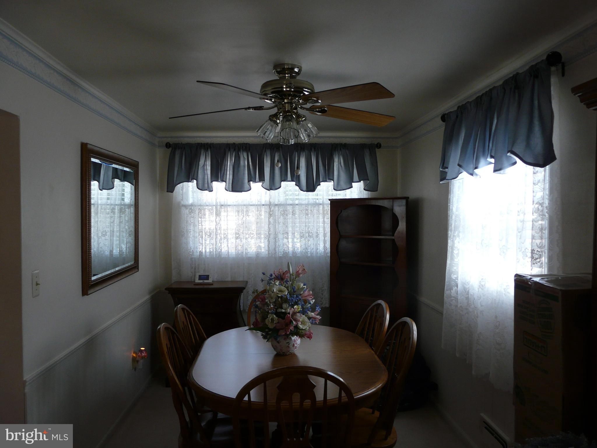 2827 Creston Road Baltimore, MD 21222 - Photo 20 of 47 Dining Room