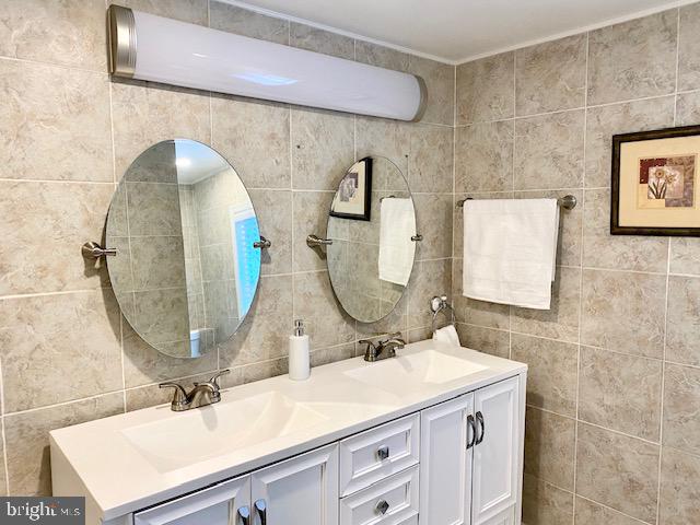 3416 Fox Mill Road Oakton, VA 22124 - Photo 14 of 32 bath 1