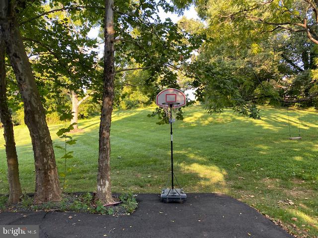 3416 Fox Mill Road Oakton, VA 22124 - Photo 31 of 32 exterior