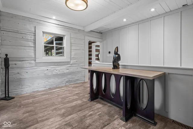 $1,299,999 | 5255 Highway 421, Zionsville, IN 46077