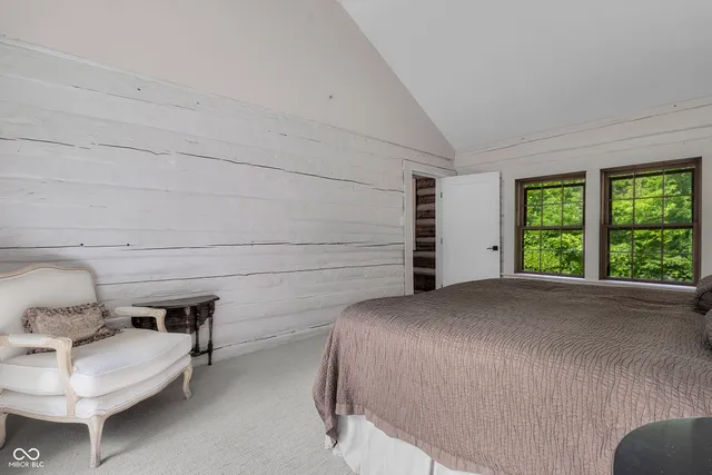 $1,299,999 | 5255 Highway 421, Zionsville, IN 46077