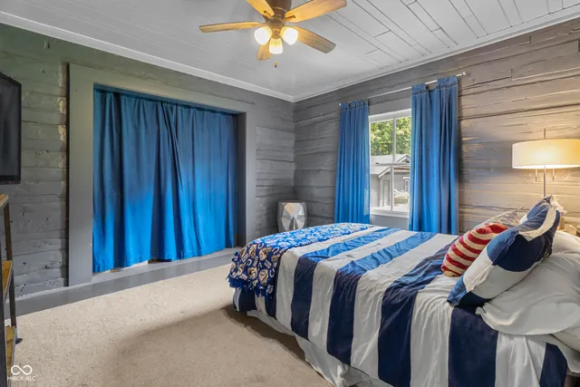 $1,299,999 | 5255 Highway 421, Zionsville, IN 46077