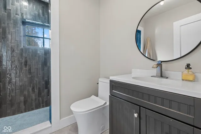 $1,299,999 | 5255 Highway 421, Zionsville, IN 46077