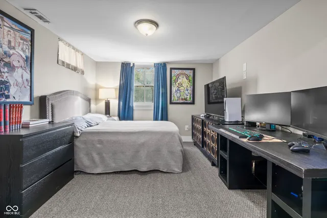 $1,299,999 | 5255 Highway 421, Zionsville, IN 46077