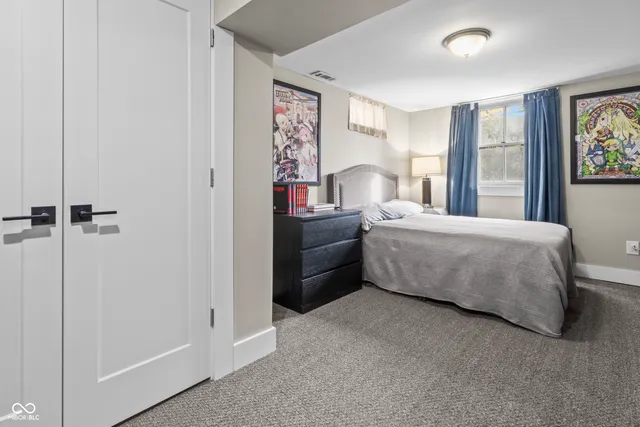 $1,299,999 | 5255 Highway 421, Zionsville, IN 46077