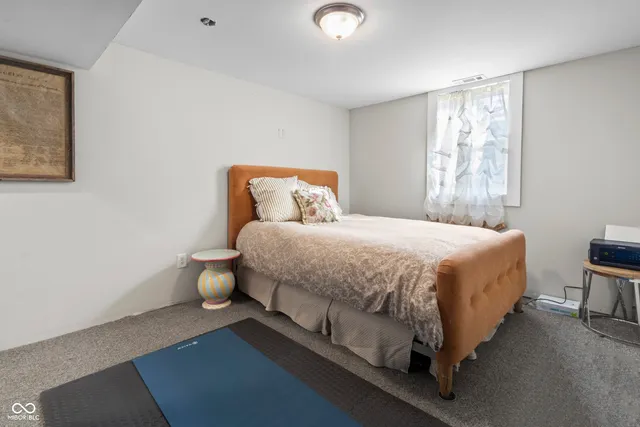 $1,299,999 | 5255 Highway 421, Zionsville, IN 46077