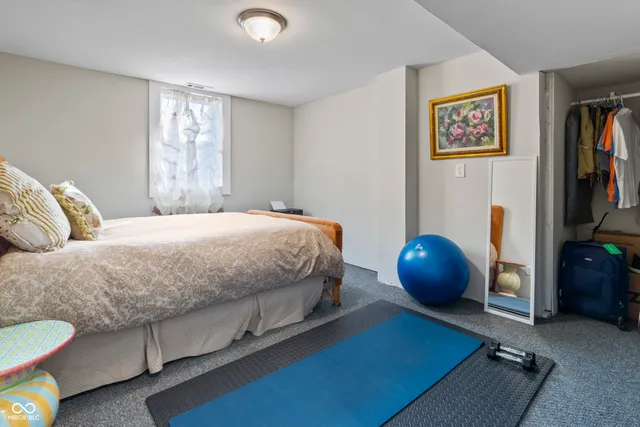 $1,299,999 | 5255 Highway 421, Zionsville, IN 46077