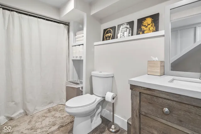 $1,299,999 | 5255 Highway 421, Zionsville, IN 46077