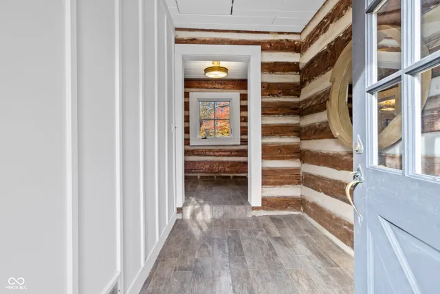 $1,299,999 | 5255 Highway 421, Zionsville, IN 46077